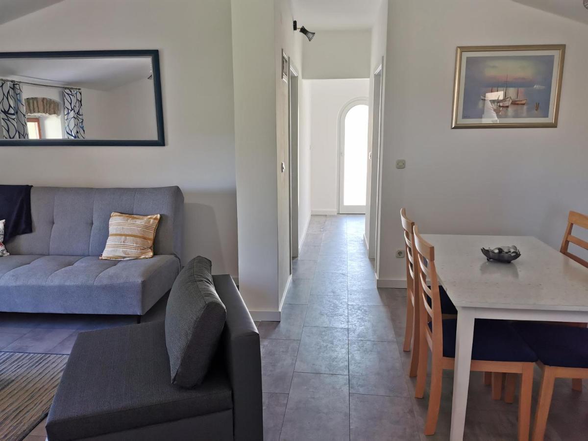 Apartments Bertetic Канфанар Екстер'єр фото