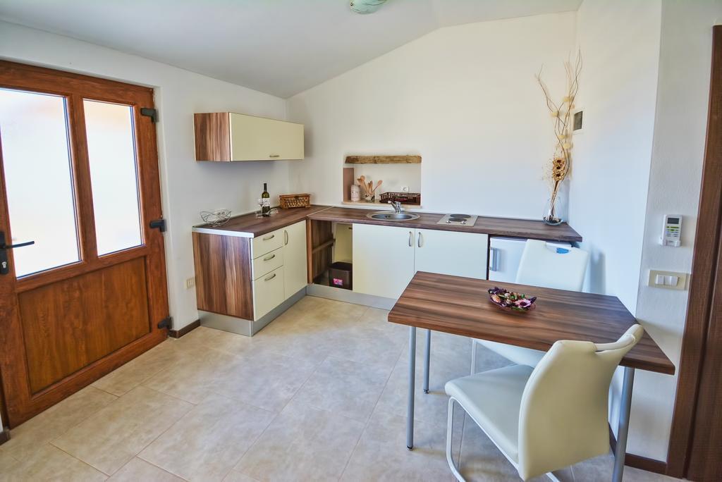 Apartments Bertetic Канфанар Екстер'єр фото